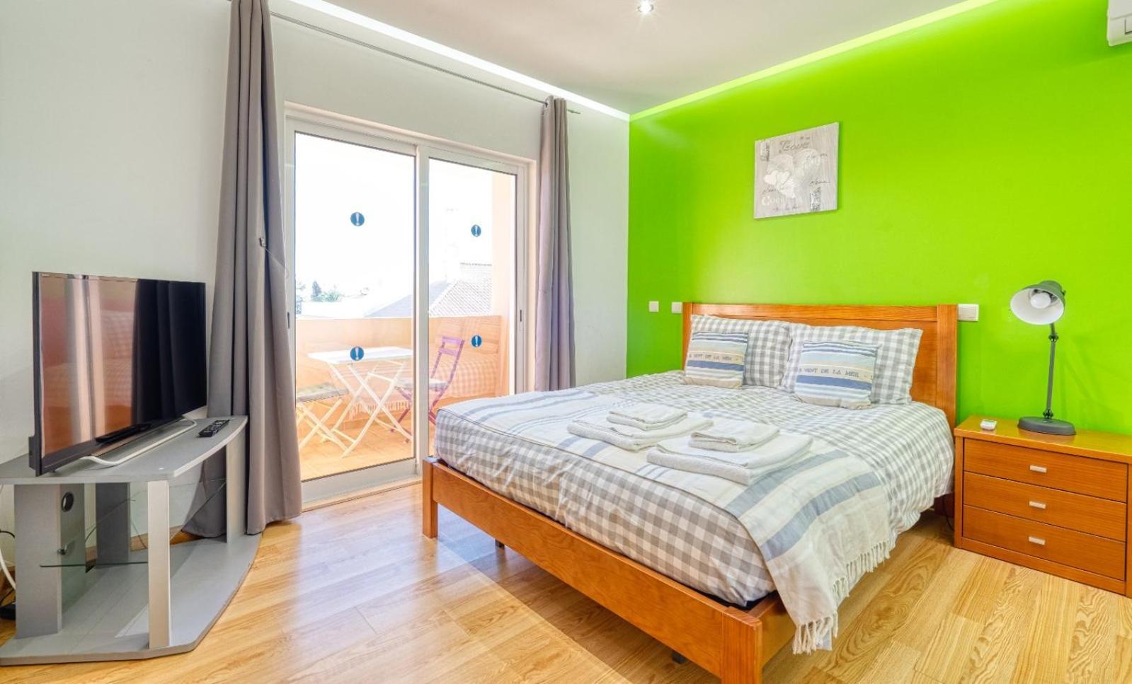 Full Private 300Sqm Villa Jacuzzi Heated Pool Ideal & Quiet Location Albufeira Exteriör bild